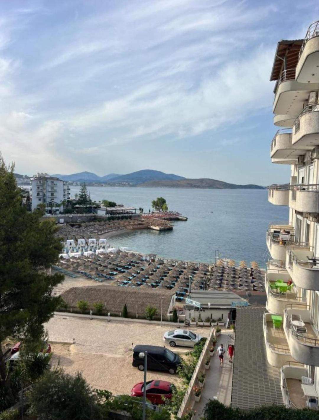 Blue Residence Sarandë Exteriör bild